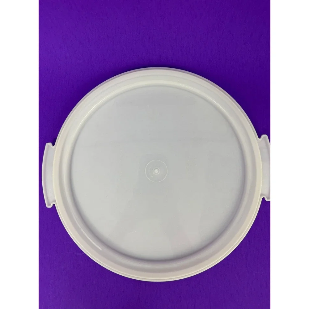 Tupperware Replacement Cake Taker Bottom Base White Round with Handles 684-1